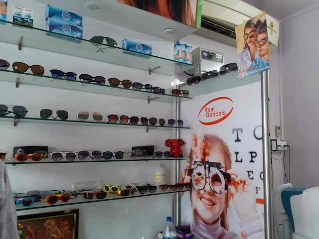 Lenstar Optical