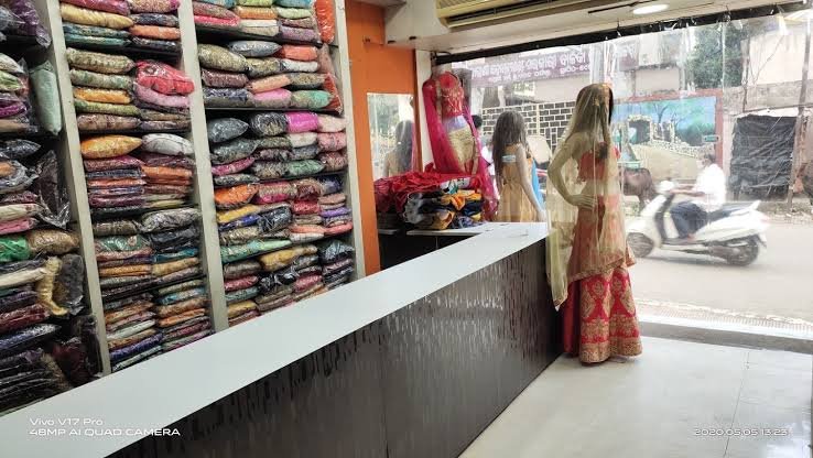 Umang Saree Center