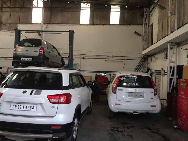 Srashti Motors