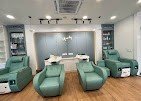Azad Khan Luxury Salon and Beauty
